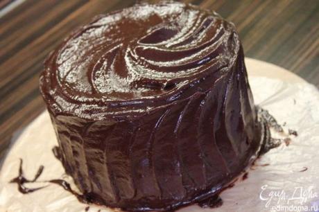 Восхитительный многослойный шоколадный торт с карамелью