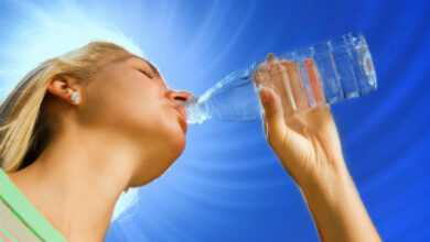 Сколько воды нужно выпивать человеку в день