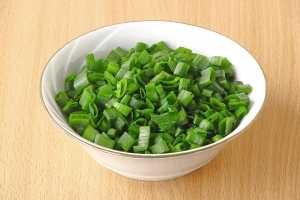Нарубленный зеленый лук