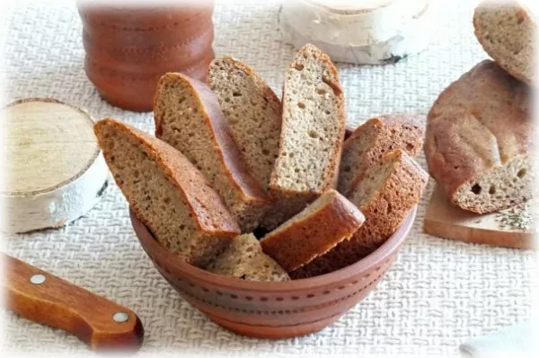 Цельнозерновой хлеб в мультиварке без дрожжей